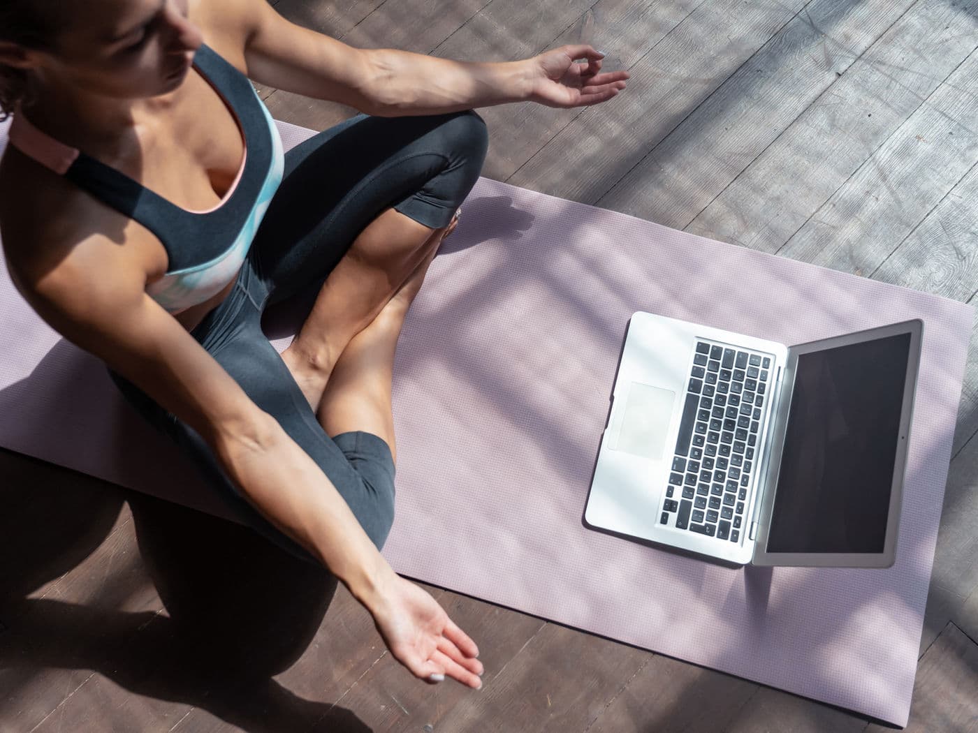 Online Yoga von zu Hause aus